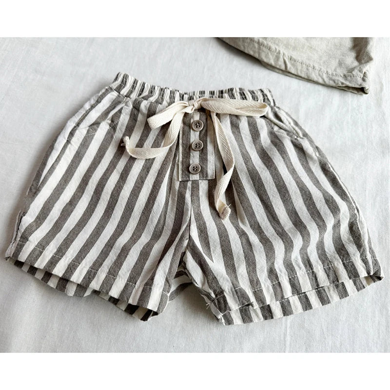 Short Rayé Vintage – Boutonné & Douillet (0 à 24 mois)