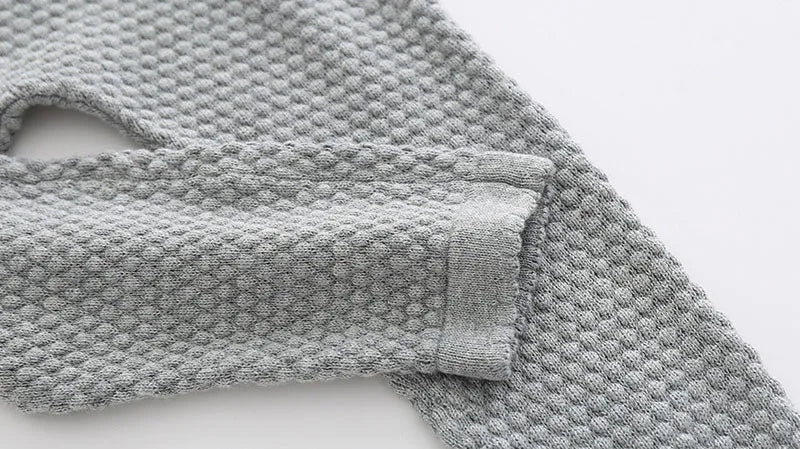 Doux Cocoon – Ensemble Tricot Bébé (Pull + Pantalon)