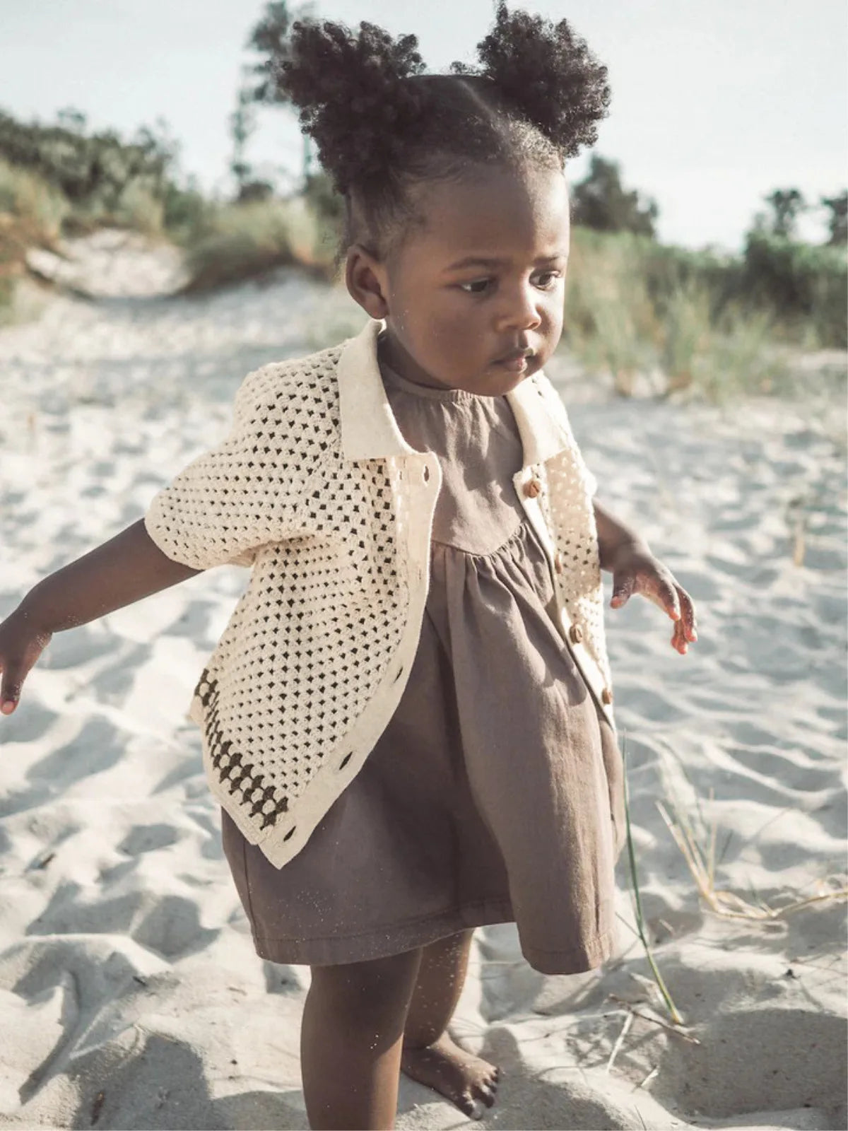 Petit Ensemble Tricoté Plage Douce – Haut et Short à Mailles Aérées