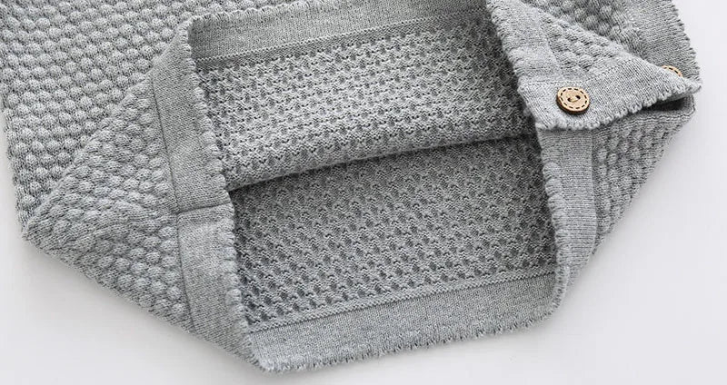 Doux Cocoon – Ensemble Tricot Bébé (Pull + Pantalon)