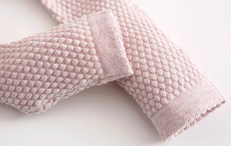 Doux Cocoon – Ensemble Tricot Bébé (Pull + Pantalon)