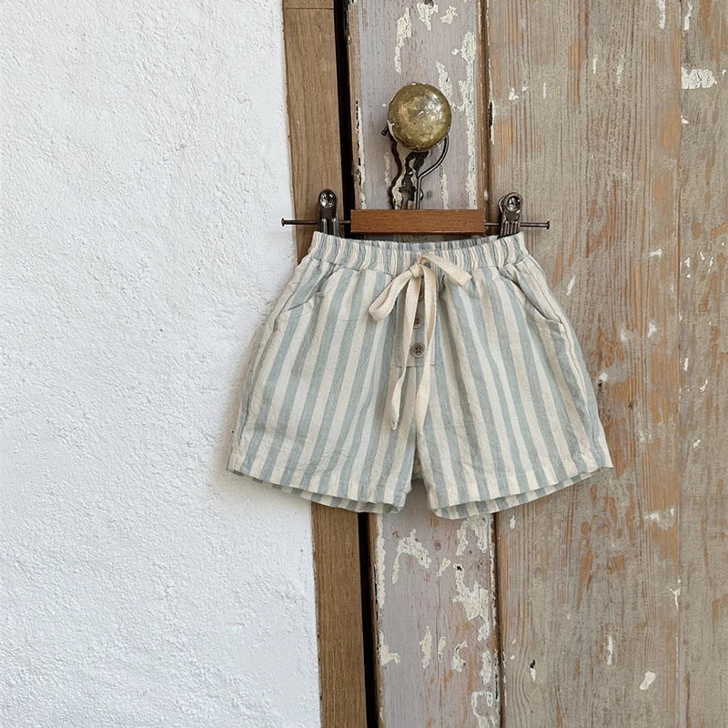 Short Rayé Vintage – Boutonné & Douillet (0 à 24 mois)