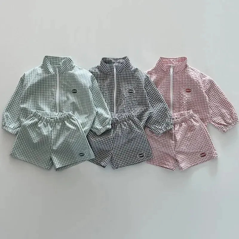 Ensemble Petit Carreau – Veste zippée & short assorti