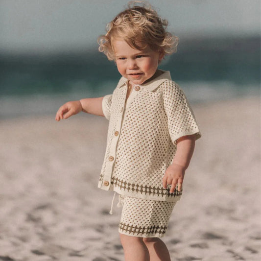 Petit Ensemble Tricoté Plage Douce – Haut et Short à Mailles Aérées