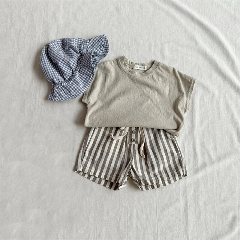 Short Rayé Vintage – Boutonné & Douillet (0 à 24 mois)