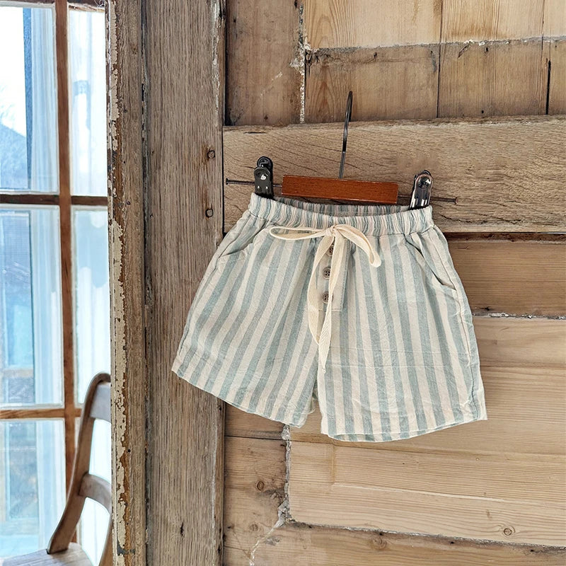 Short Rayé Vintage – Boutonné & Douillet (0 à 24 mois)